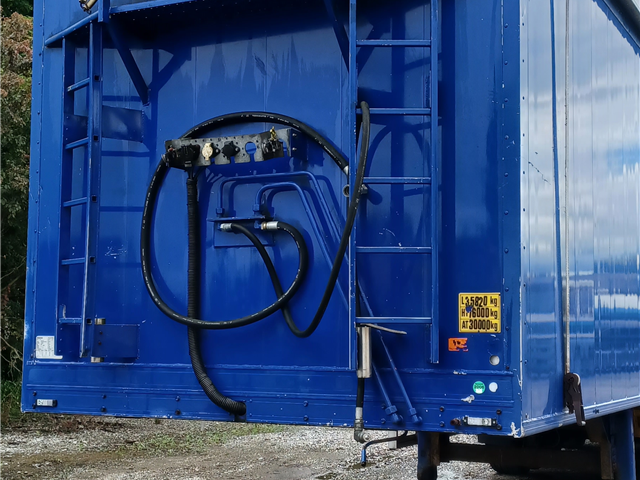 Kel-Berg Walking Floor 4 akslet 92 M3