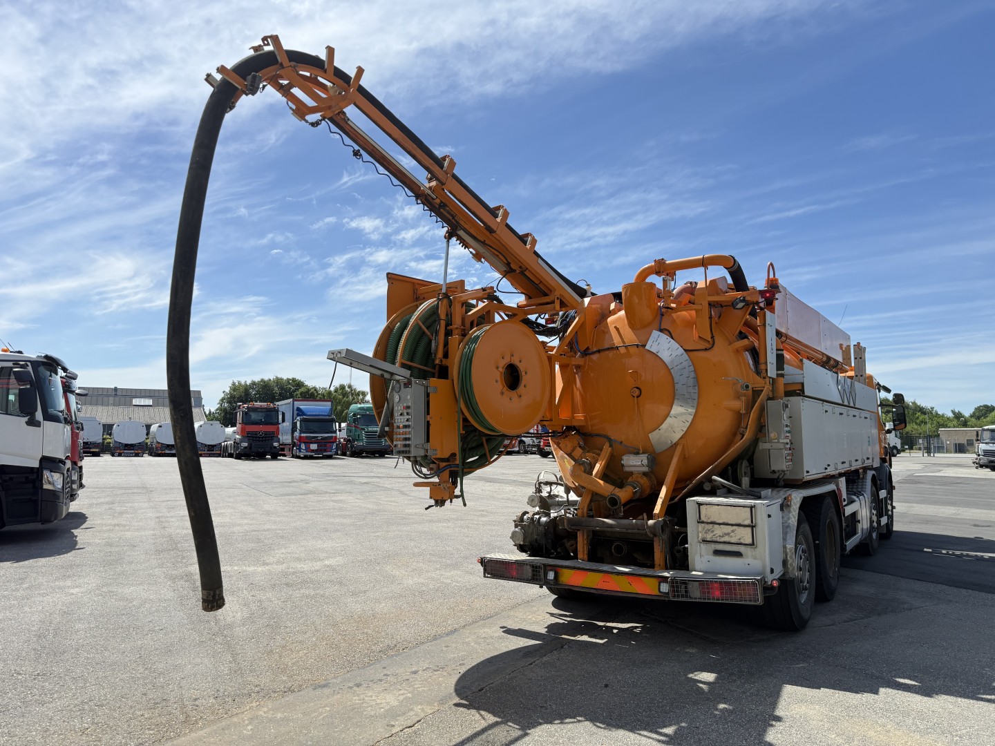Scania P380 8x2*6 Hvidtved Larsen Flexline 414