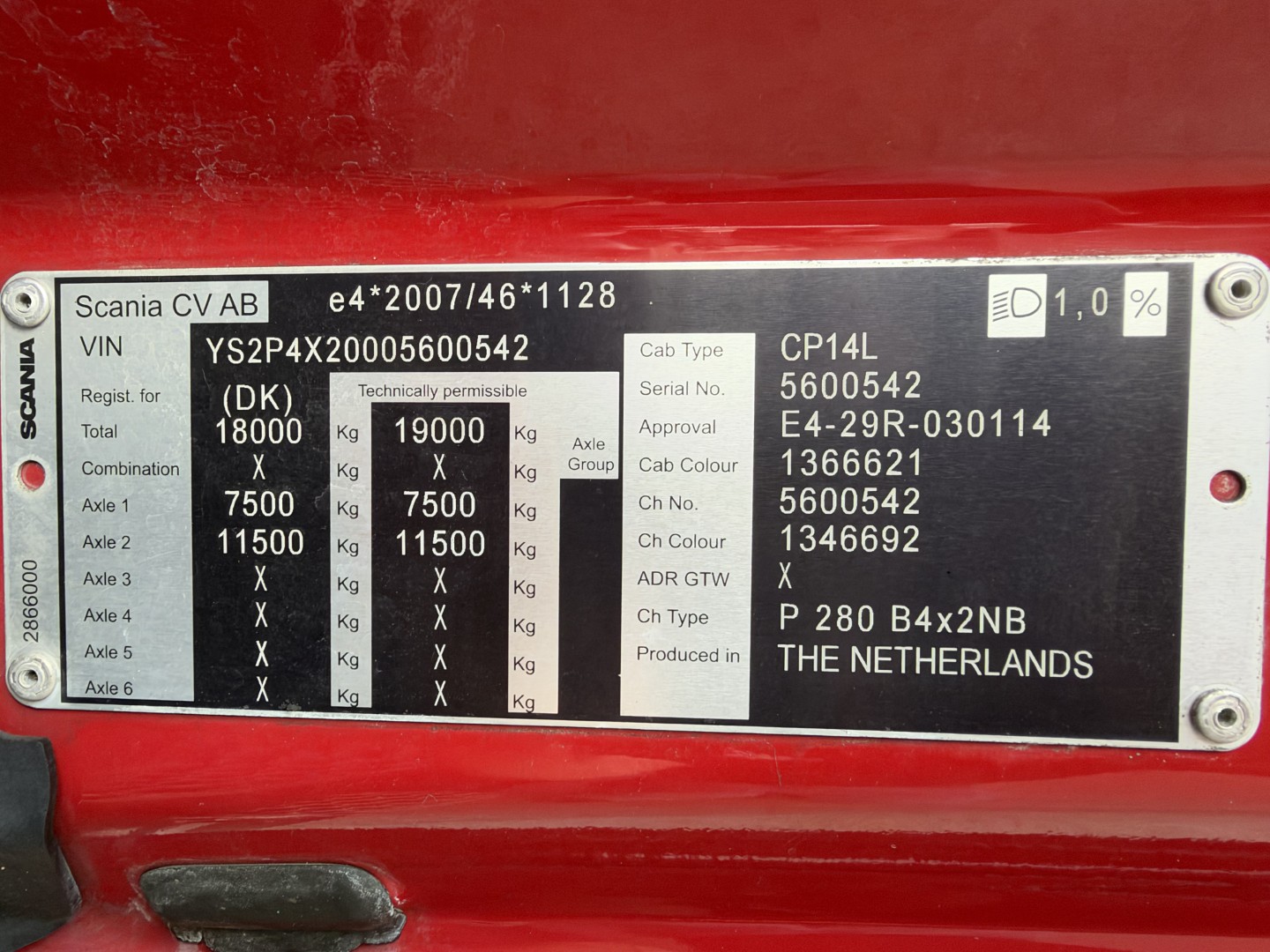 Scania P280 4x2 Simon Moos SLS1648 8000 l. Combi