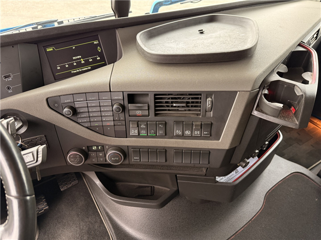 Volvo FH500 6x2/2 Globetrotter Euro 5