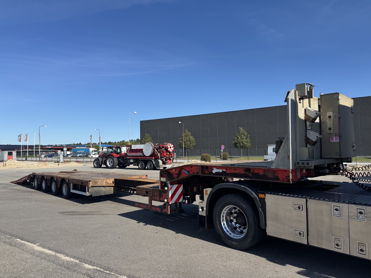 Kel-Berg / Faymonville 4 akslet Udtræks Maskintrailer