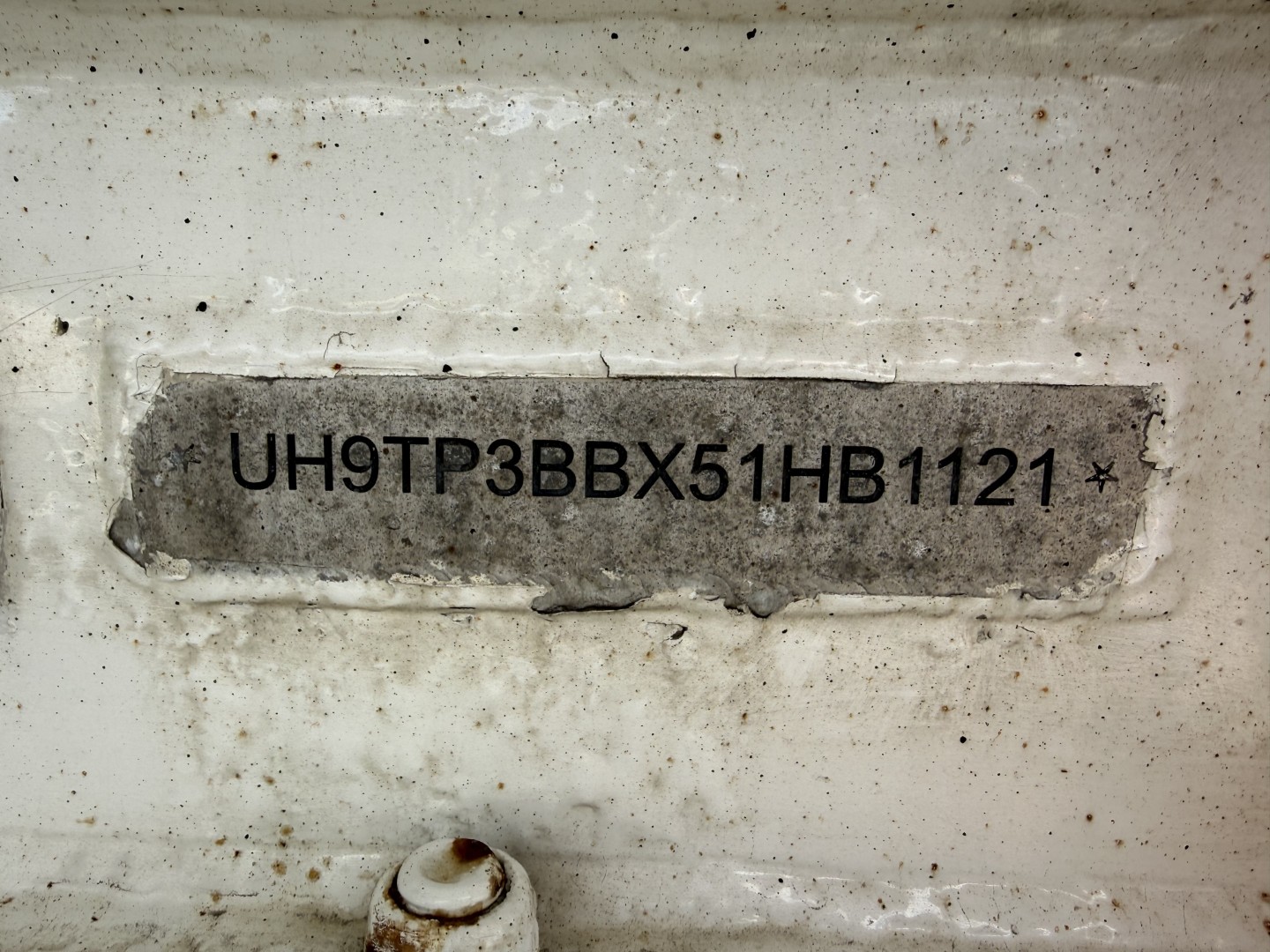 HMK Bilcon 27.000 l. ADR 5 rum