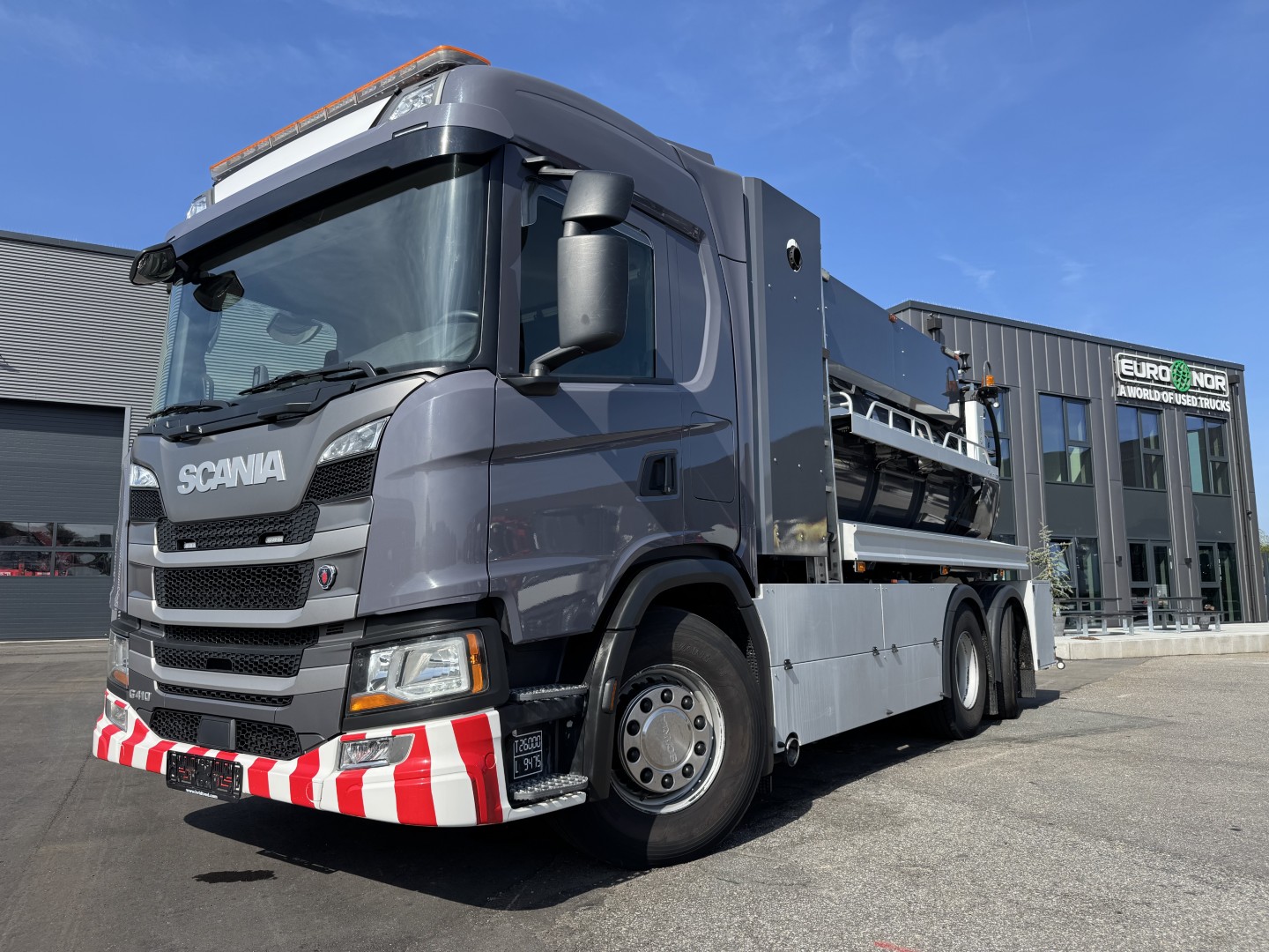 Scania G410 6x2*4 Bucher Flexline 309