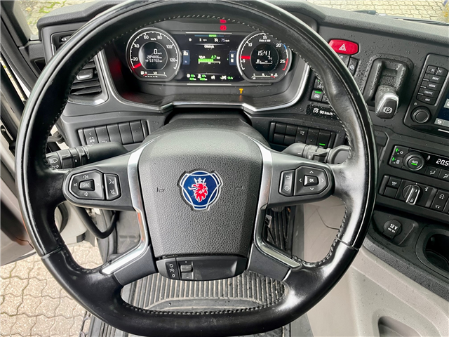 Scania P 320 9,3L 320HK