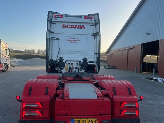 Scania 560R