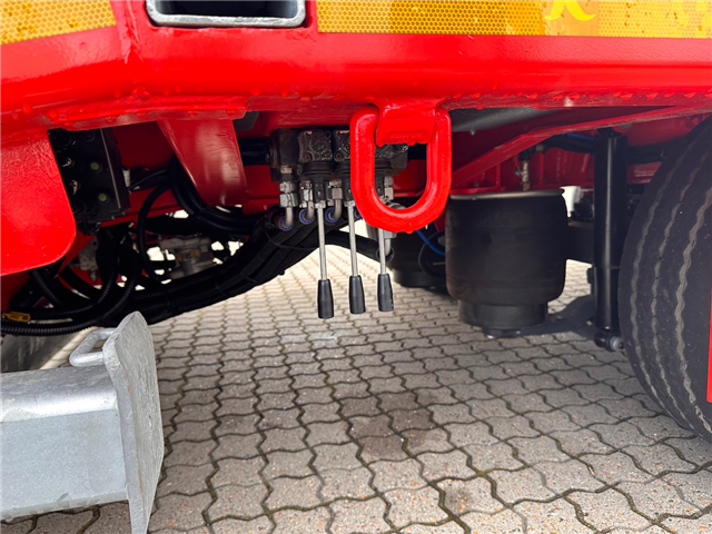 Kässbohrer SLH-3, Udtrækkelig, Tvangsstyrring Maskintrailer