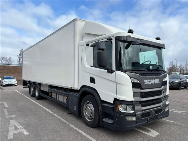 Scania P 320 B6x2*4NB Carrier Iceland Twincool Cherau pie