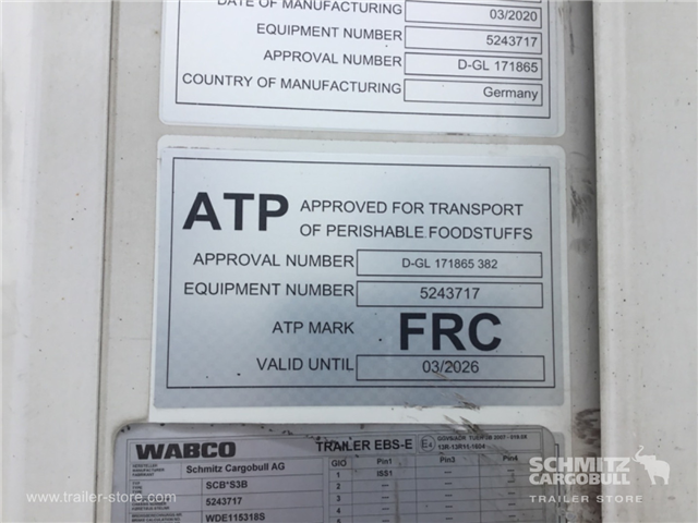 Schmitz Semi Reefer Meat hanging system