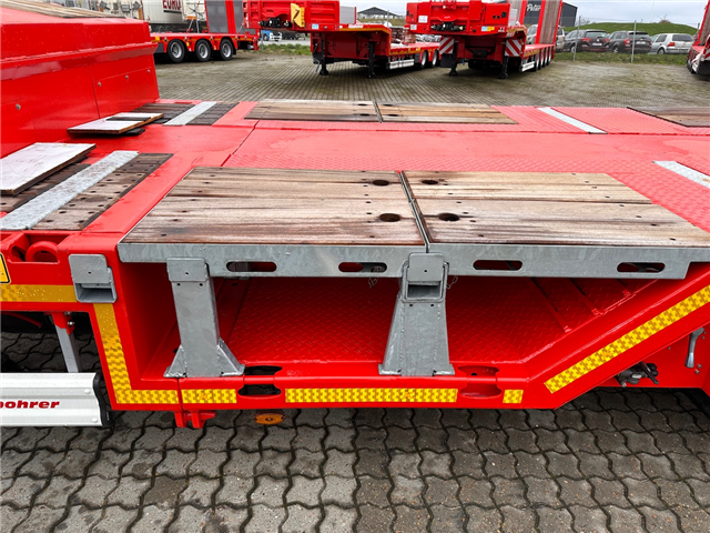 Kässbohrer SLA R4 – Hjulbrønde + udtrækkelig Maskintrailer