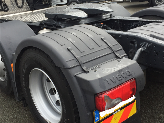 Iveco 480Hp 6x2 Twinsteer