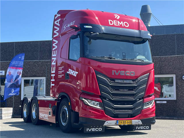 Iveco S Way bogie trækker 500-580Hp