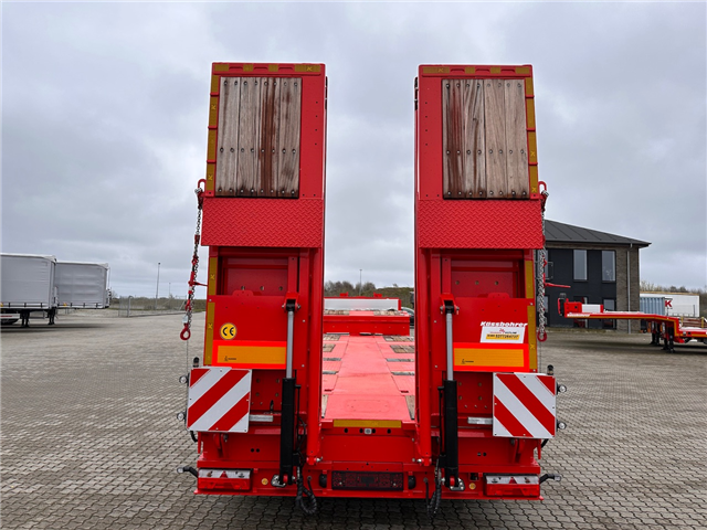 Kässbohrer SLA R4 – Hjulbrønde + udtrækkelig Maskintrailer