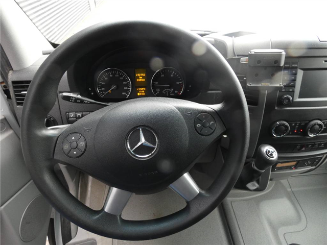 Mercedes-Benz Sprinter 516