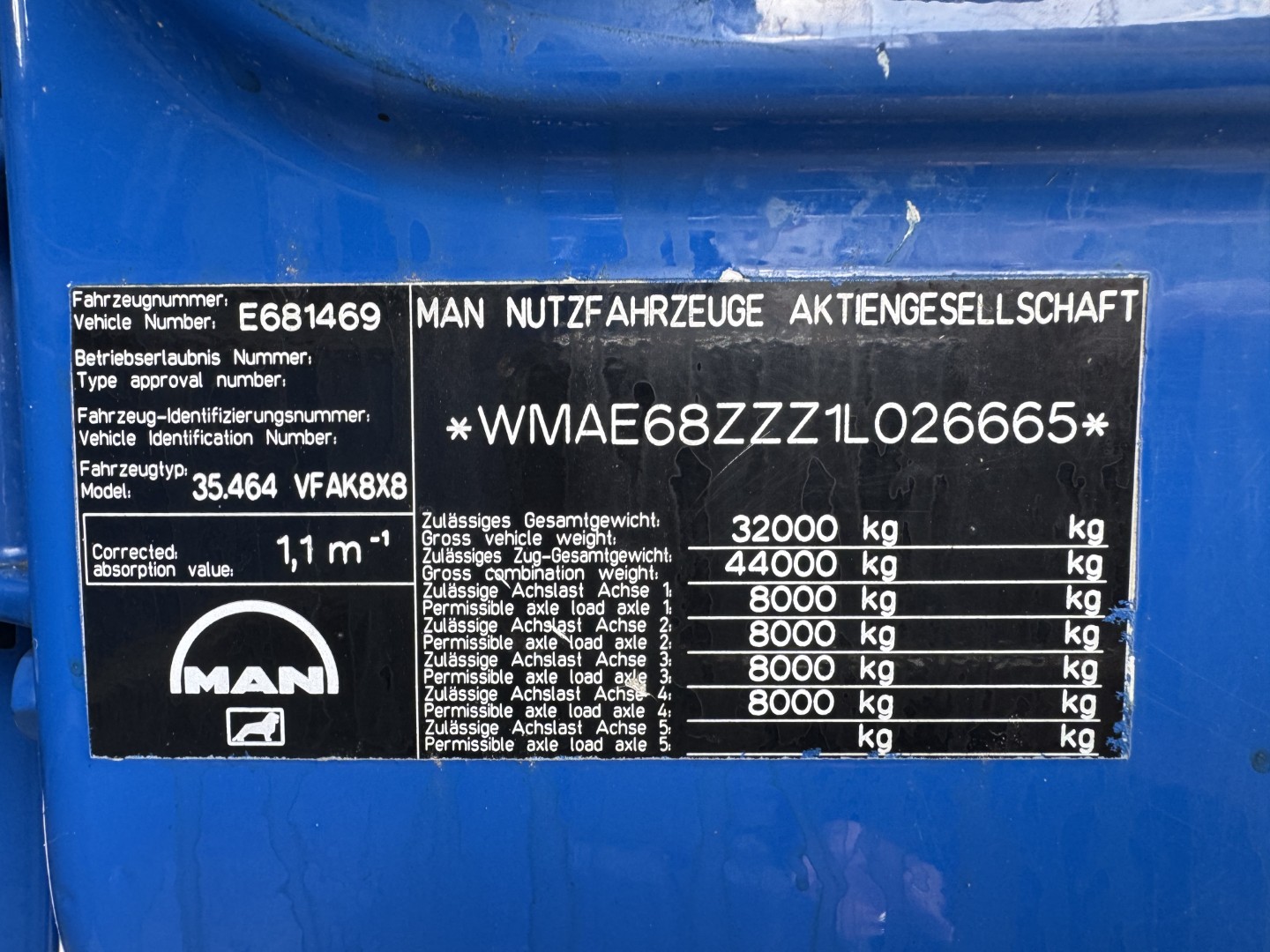 MAN 35.464 8x8 Hvidtved Larsen 9000 L