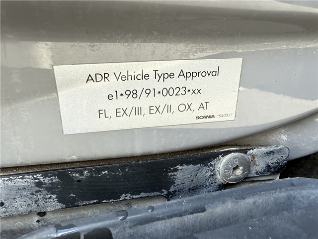 Scania P400 8x2*6 HMK Bilcon 24.000 l. ADR Euro 5