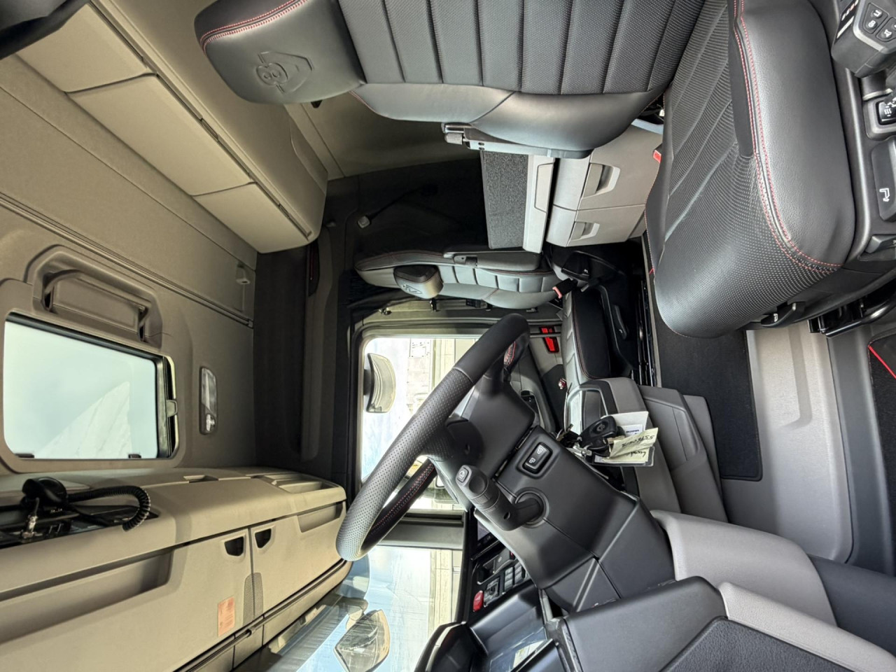 Scania R 590 B10x4*6NB Multilift Ultima 28Z.65 Hooklift