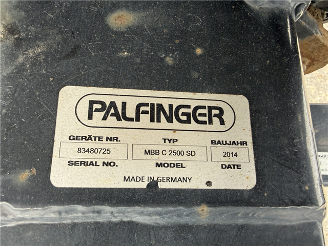 Volvo FM330 6x2*4 Carrier Supra 1050 Nordic