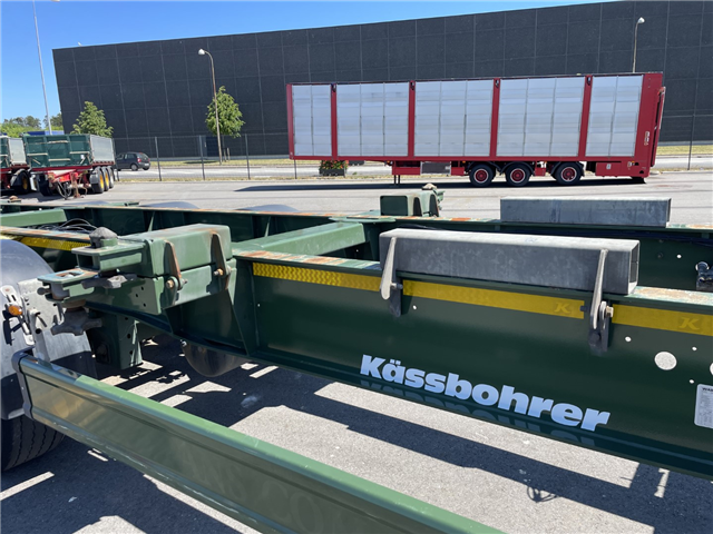 Kässbohrer Multicontainer chassis (20