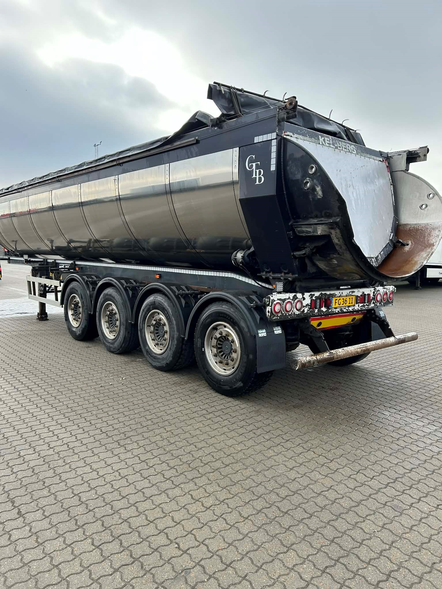 Kelberg ASFALT TIPPER 36M3