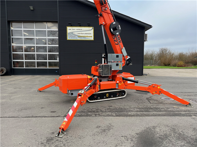 Jekko Minikran SPX527 med spil, fly-jib og glasmanipulator