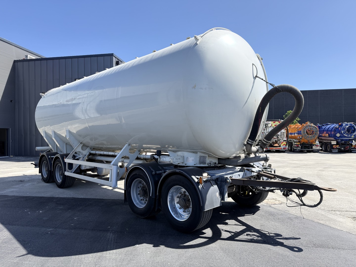 Scania R500 NGS CR20H 6x2 26 m3 Silo + HMK Bilcon Siloanhænger