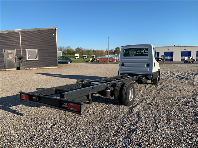 Iveco Daily 70C18H A8/P