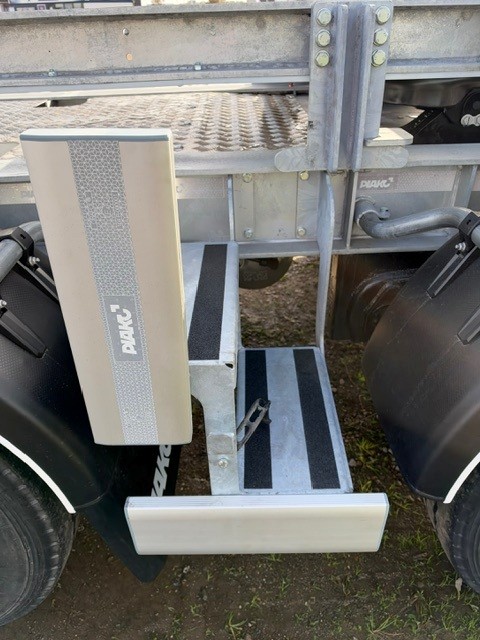 KROG 2 - akslet Container Link med hydraulisk udtræk.