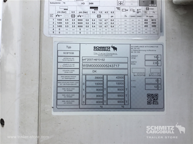 Schmitz Semi Reefer Meat hanging system
