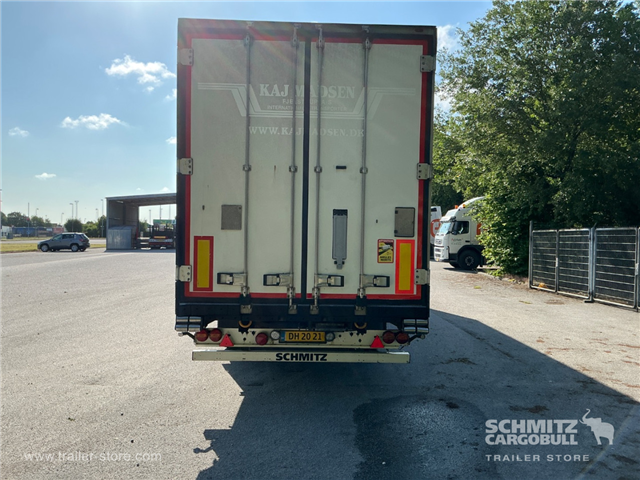 Schmitz Semi Reefer Meat hanging system