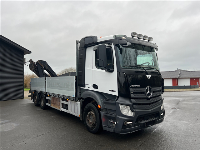 Mercedes 2540 HMF 2120 K5 kran