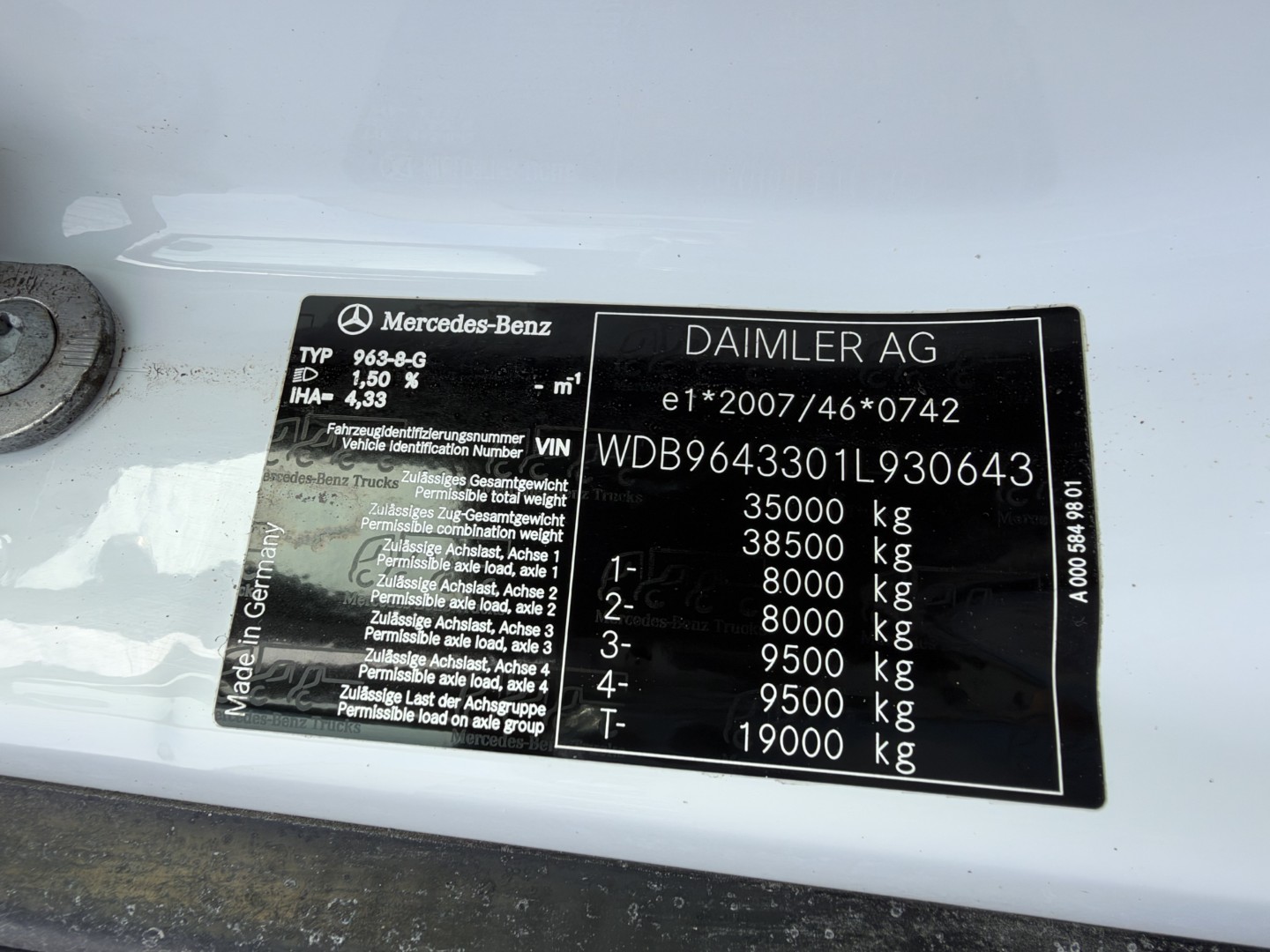 Mercedes Arocs 3251 8x4 CIFA Magnum MK 28.4 L Pumi