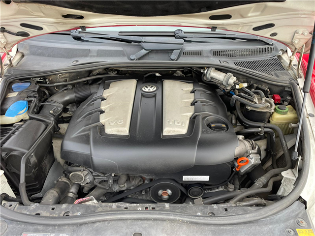 VW Touareg 3.0 TDI V6