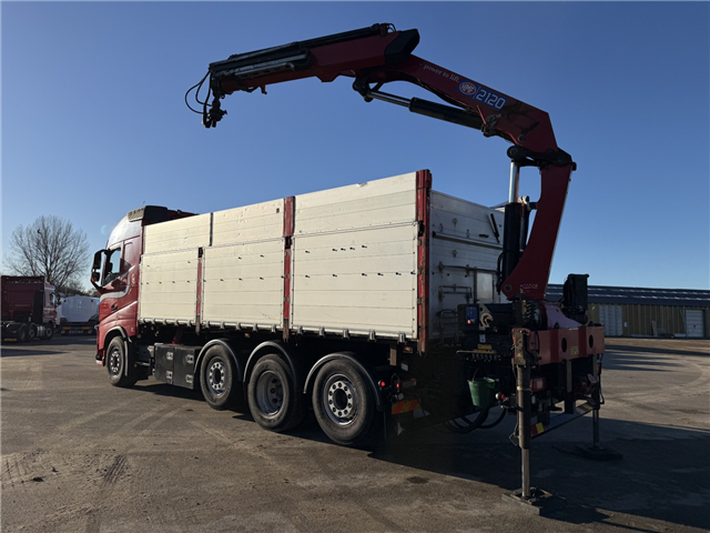 Volvo FH500 8x2*6 Tipbil / HMF 2120 K3