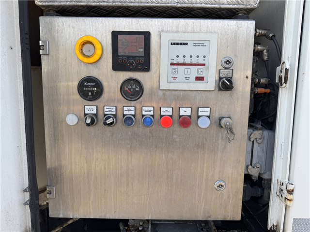 Scania P410 6x4 Liebherr THP 140 H 24 M4 XH Betonpumpe