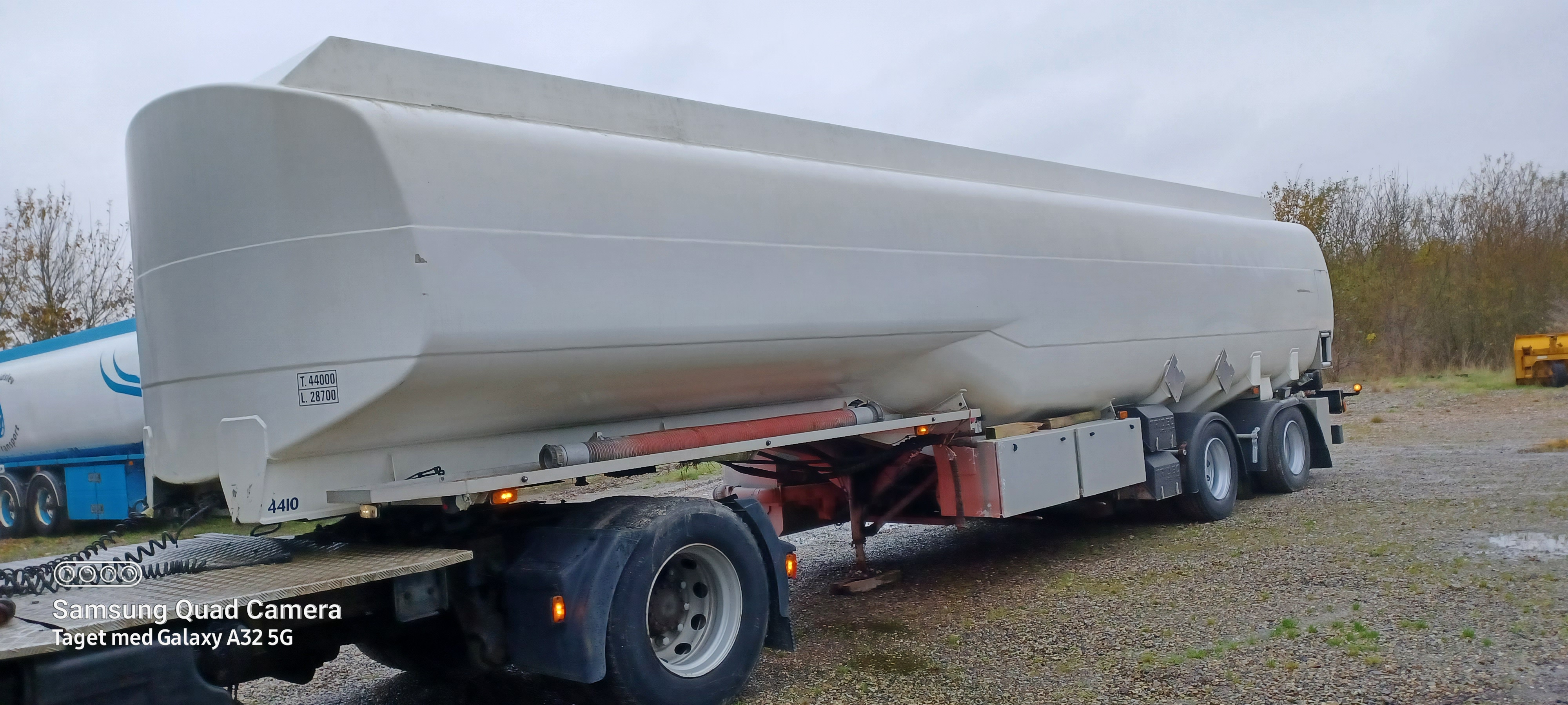 HMK BILCON, 41000 L ADR TANKTRAILER FUEL PUMPE