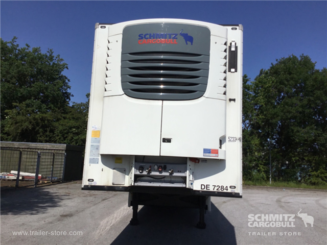 Schmitz Semi Reefer Meat hanging system