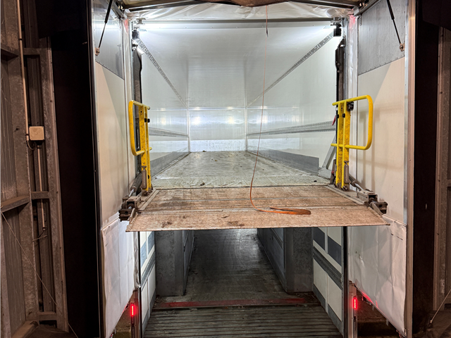 Burgers 13,60 meter Dobbeltdækker Trailer - 55 x EUR Pallers Kapacitet.