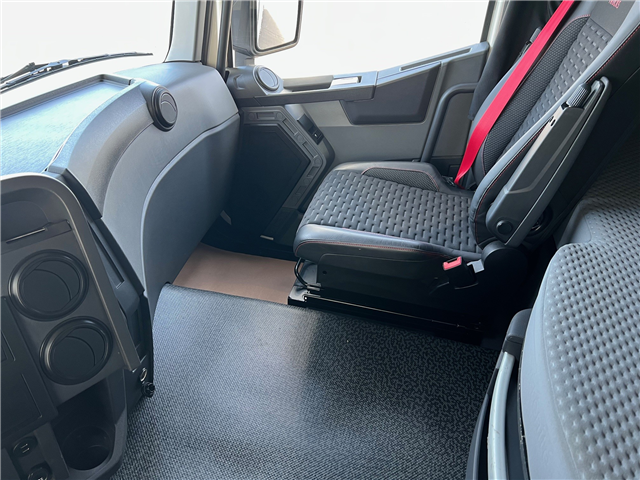 Renault T-Range med sovekabine