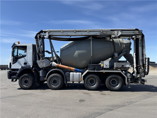 Iveco X-WAY 400 8x4 Imer LT 8 XL m/bånd Euro 6