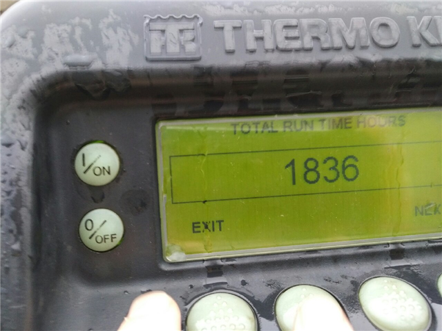 Køletrailer med opretstående lift