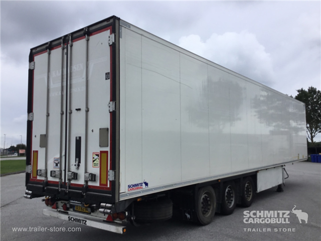 Schmitz Semi Reefer Meat hanging system