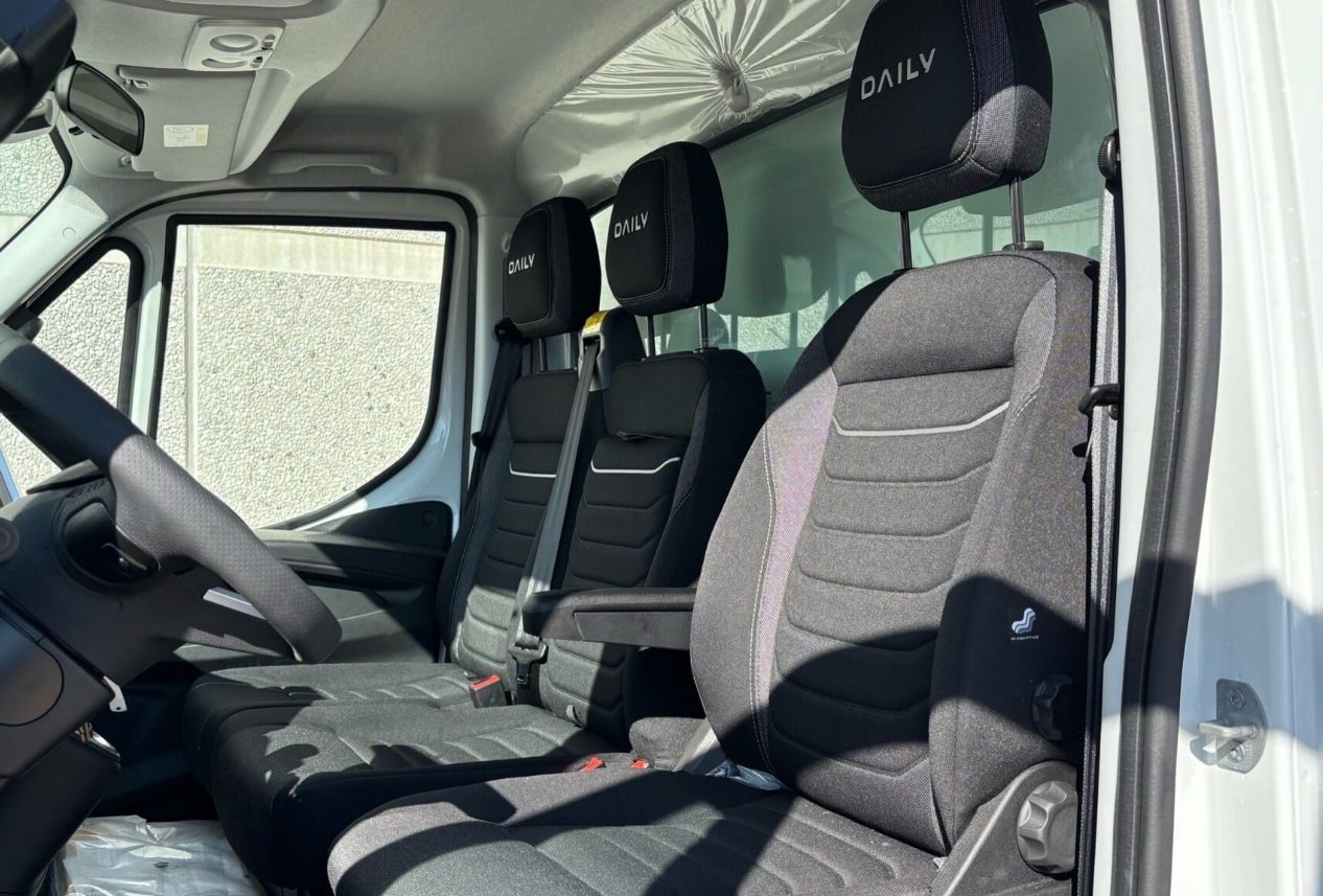 Iveco 70C21HA8/P 12 pallers