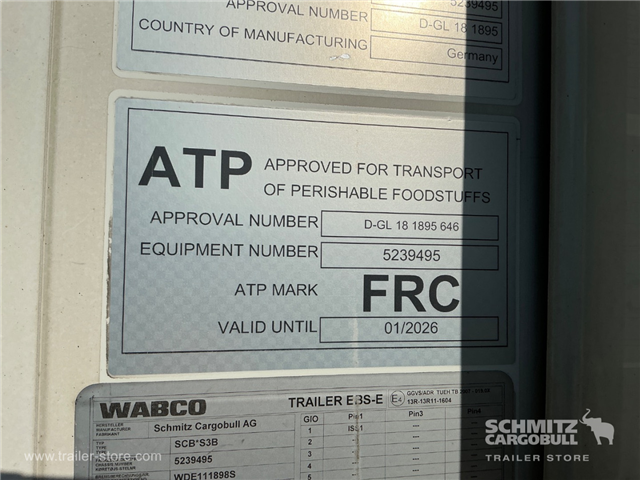 Schmitz Semi Reefer Meat hanging system