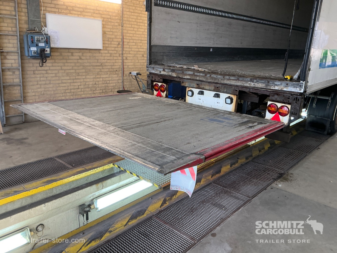 Krone Semi Reefer Standard Lift