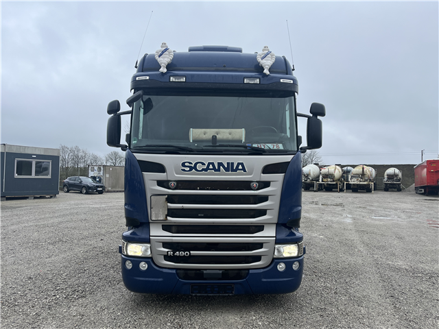 Scania R490La4x2