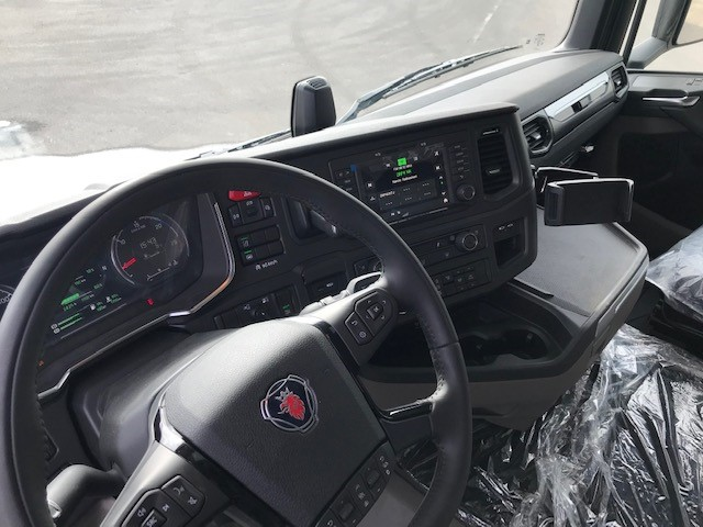 Scania R500 B8X4*4