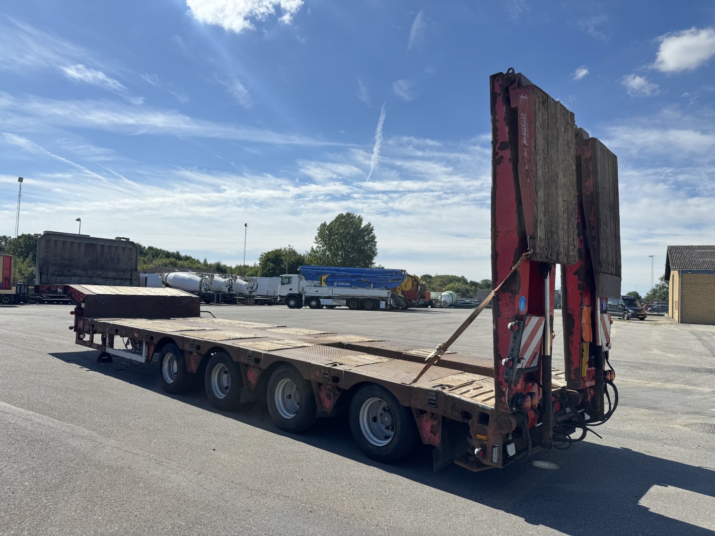 Kel-Berg / Faymonville 4 akslet Udtræks Maskintrailer