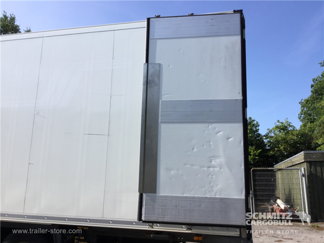 Schmitz Semi Reefer Meat hanging system