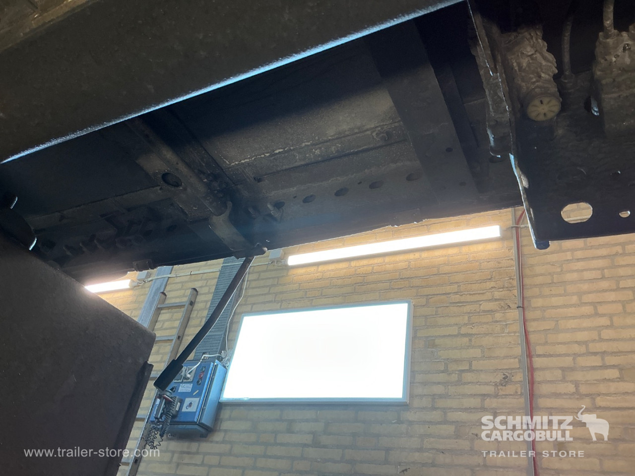 Schmitz Semi Curtainsider Standard