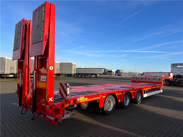 Kässbohrer SLA HS-3, udtrækkelig Maskintrailer